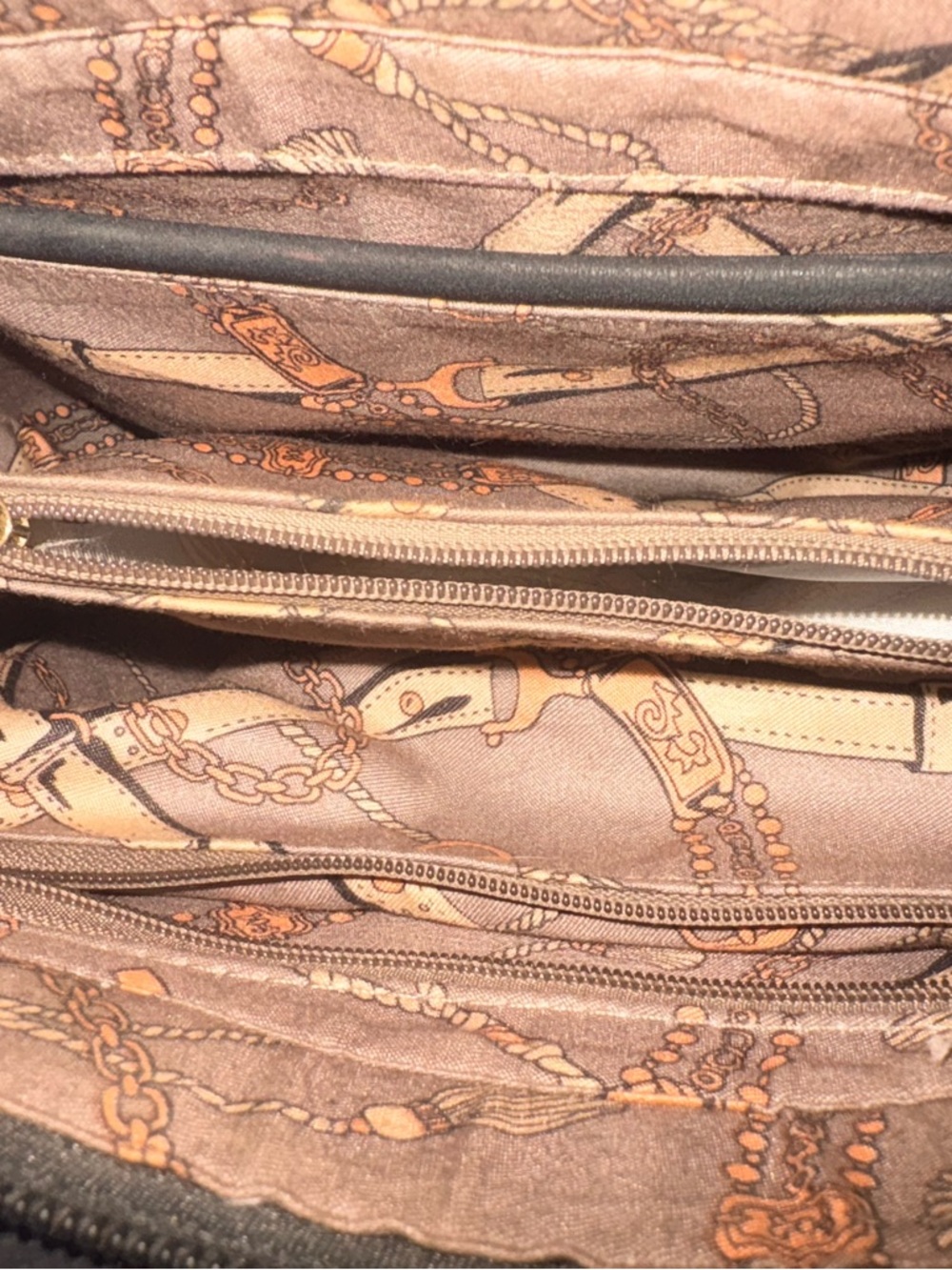 Black Women's Tote Shoulder Bag - Picture 5 of 6